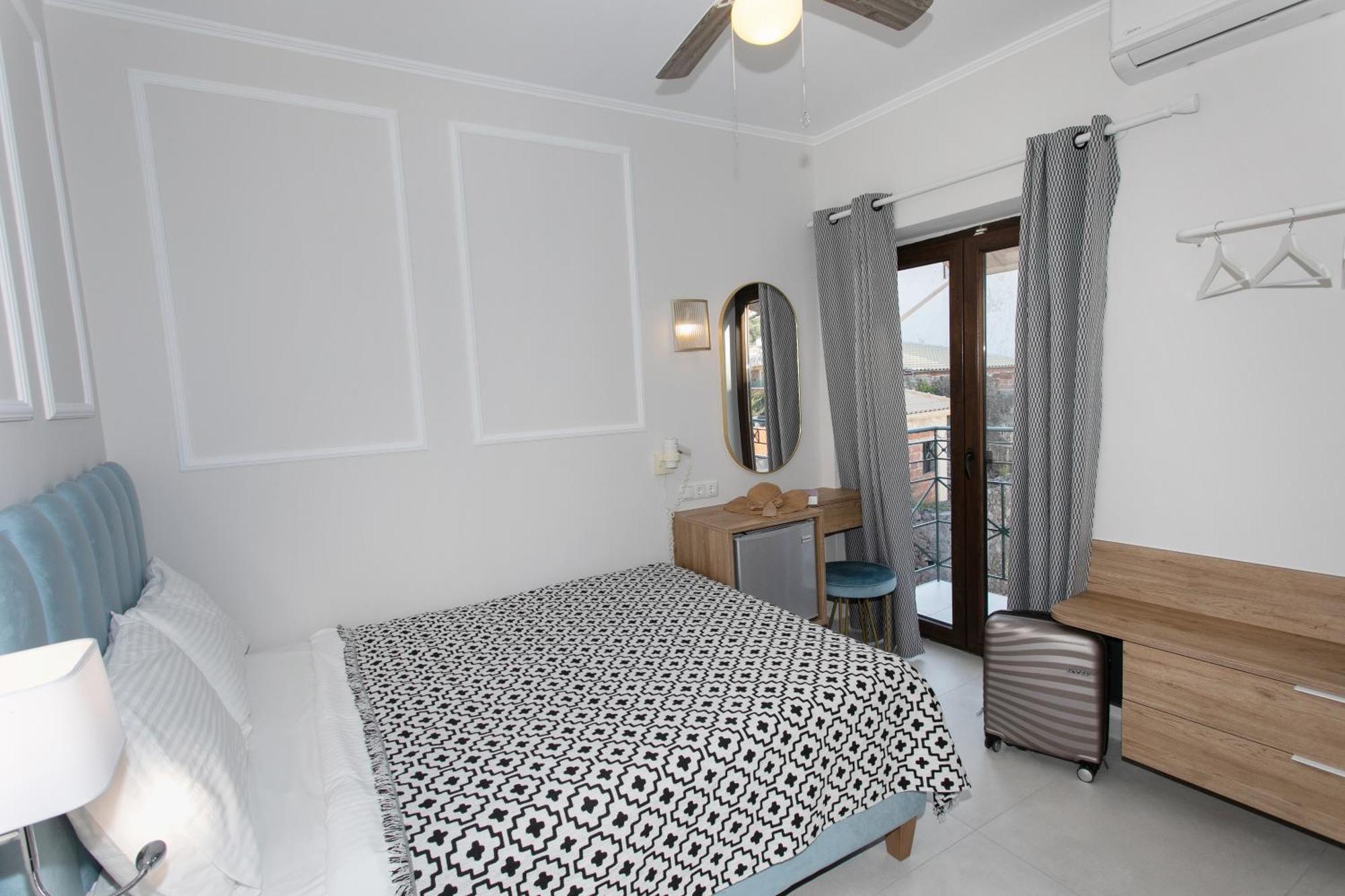 Paradise Hotel Парга Экстерьер фото