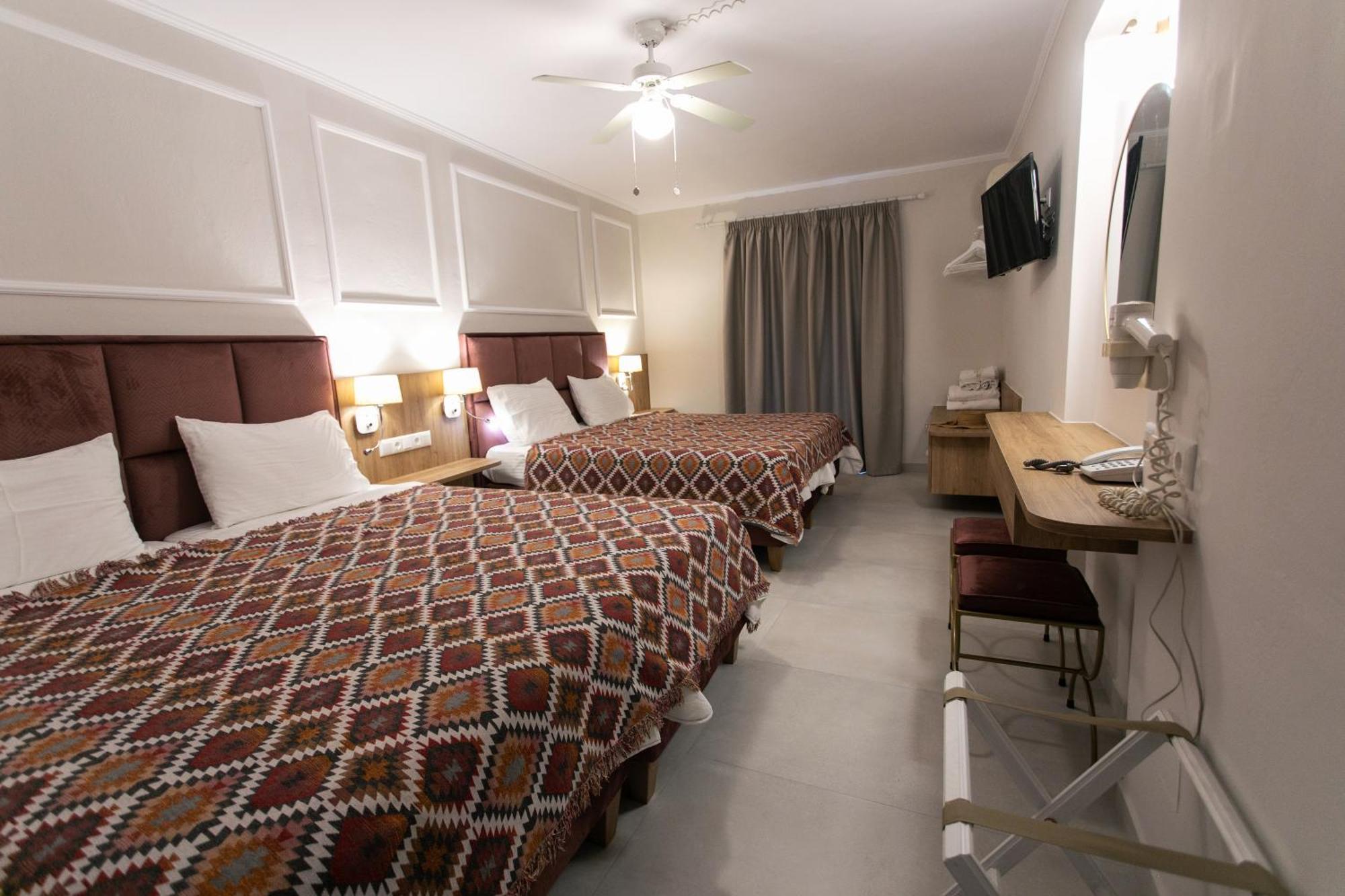 Paradise Hotel Парга Экстерьер фото